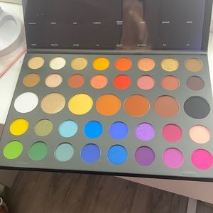 James Charles X Morphe Eyeshadow Palette